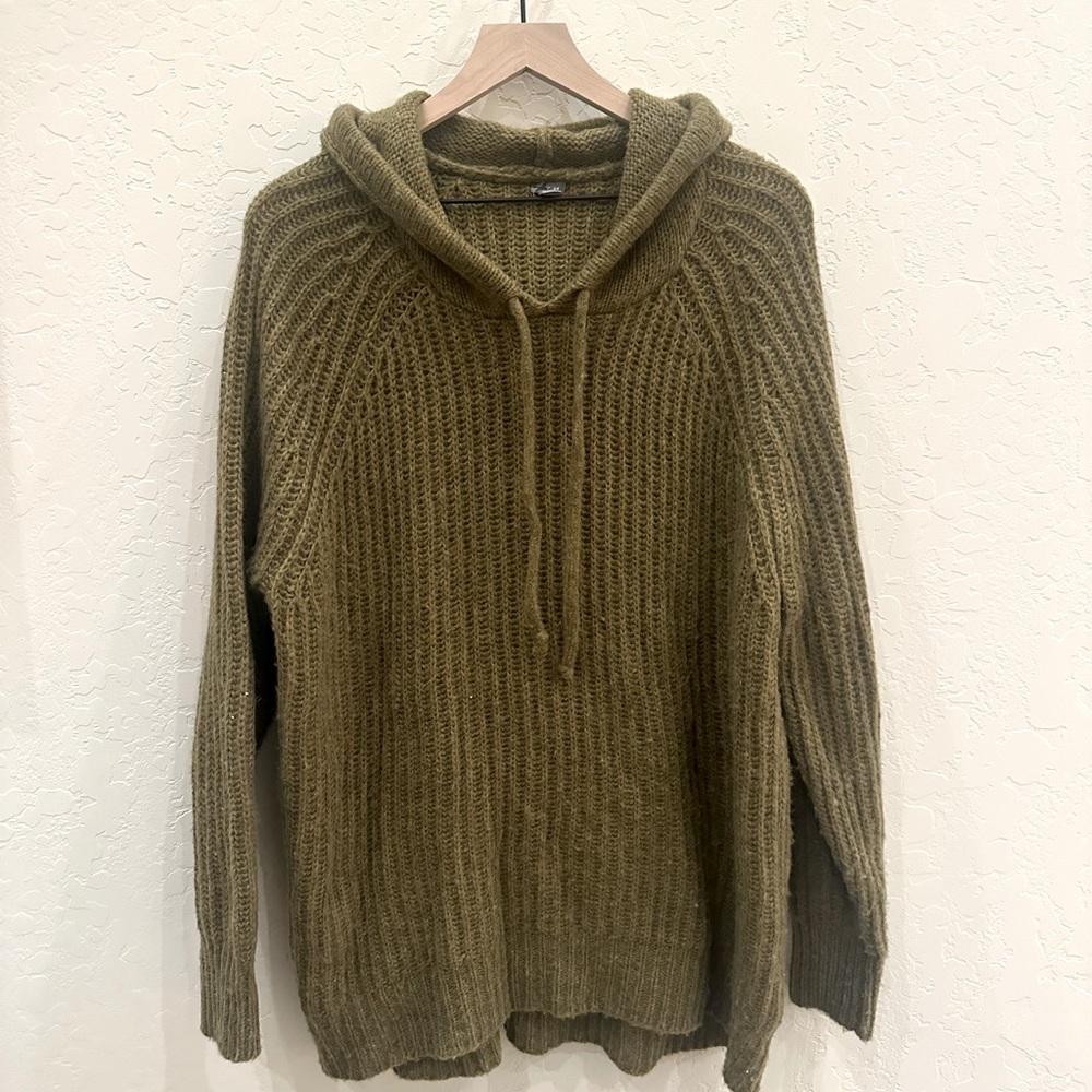 Aerie American Eagle Women’s chunky knit pullover sweater